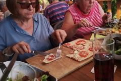 1b681627-c761-44f4-afc3-f14fe2b50946